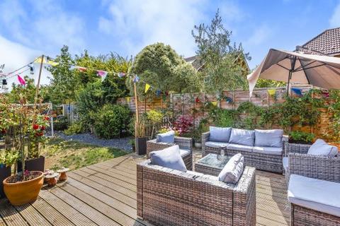 8 Augustine Walk, Warfield, Bracknell, RG42 3DX