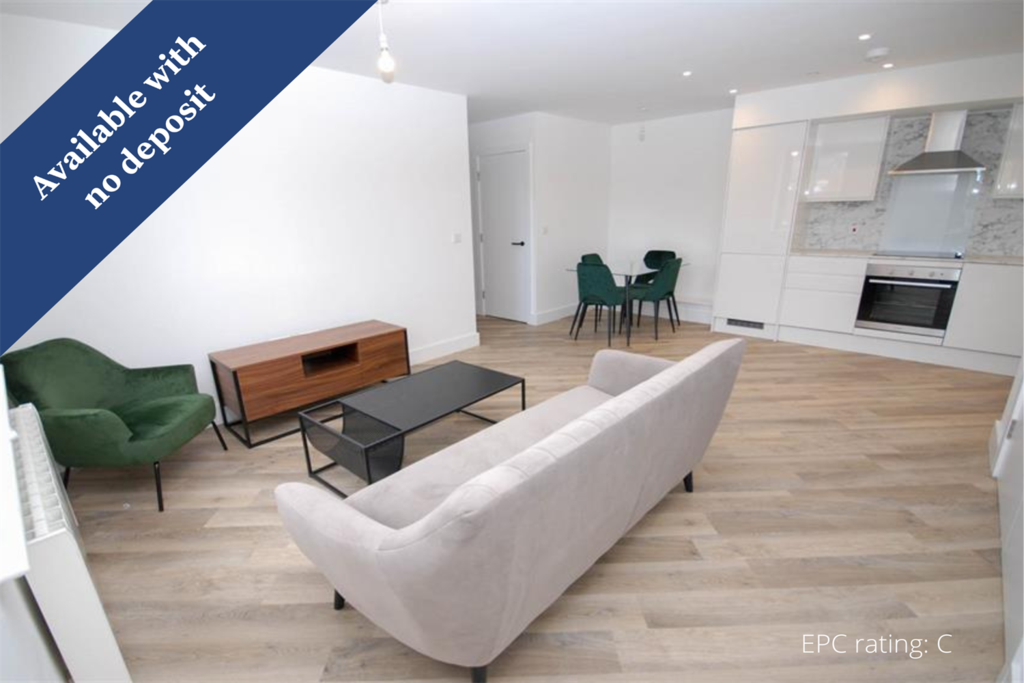 002, Regent Farm Road, Gosforth 2 bed apartment £1,050 pcm (£242 pw)