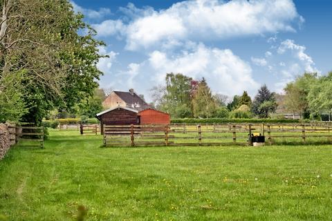 Equestrian property to rent - Land adj. Raffinwood House, Lucknam Park, Colerne,