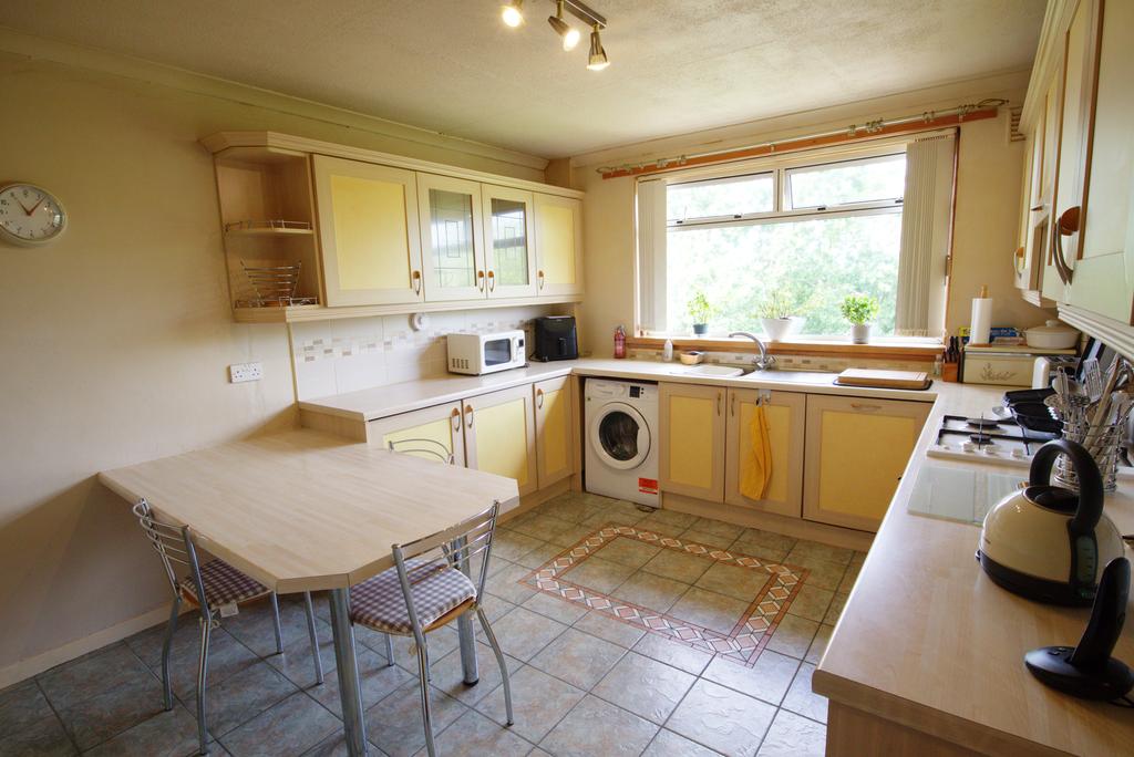 Dining kitchen (2)