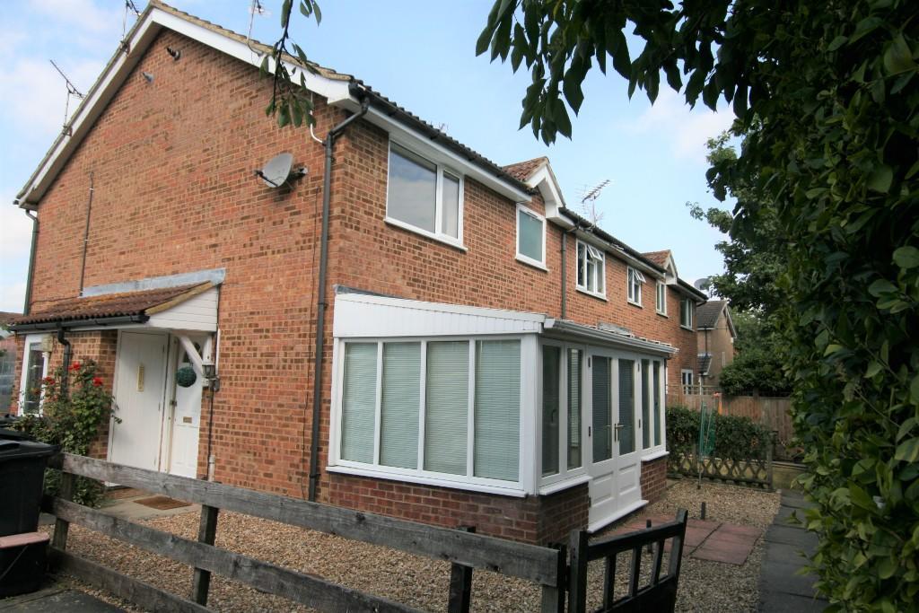 Bowens Field, Ashford TN23 1 bed cluster house £850 pcm (£196 pw)