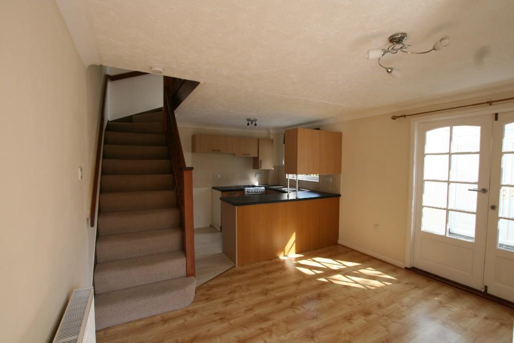 Bowens Field, Ashford TN23 1 bed cluster house £850 pcm (£196 pw)