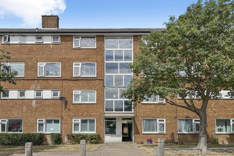 3 bedroom flat for sale, Aldrington Road, Tooting Bec