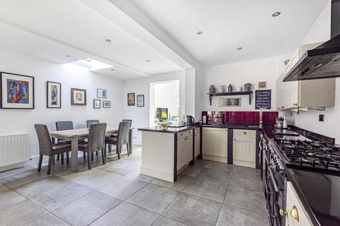 31 Winterdown Road, Esher, KT10 8LJ