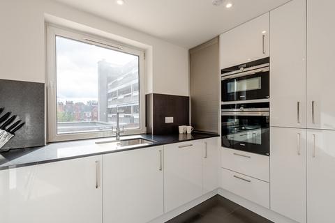 2 bedroom flat to rent, 161 Fulham Road SW3