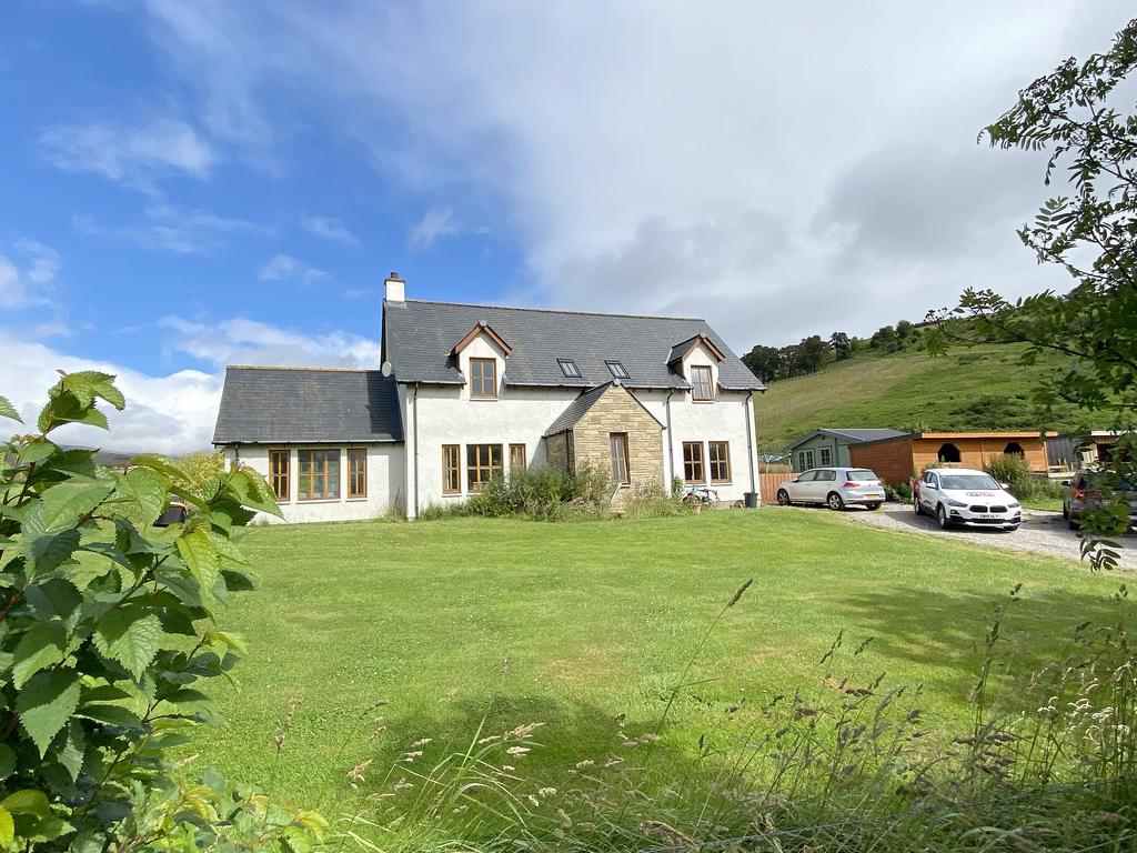 Ardcruidh Croft, Heights Of Dochcarty, DINGWALL, IV15 9UF 5 bed