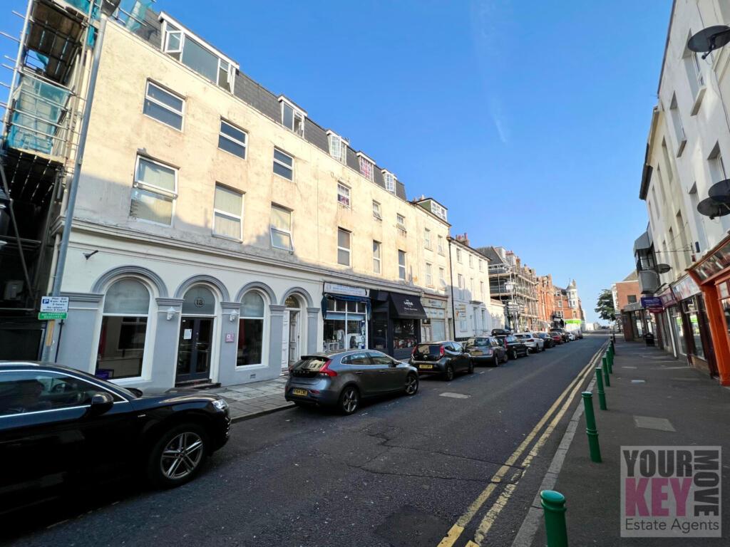 Cheriton Place, Folkestone, Kent CT20... 2 bed flat for sale £125,000
