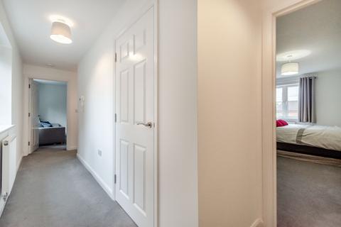 42 Applefield, Amersham, HP7 9NF