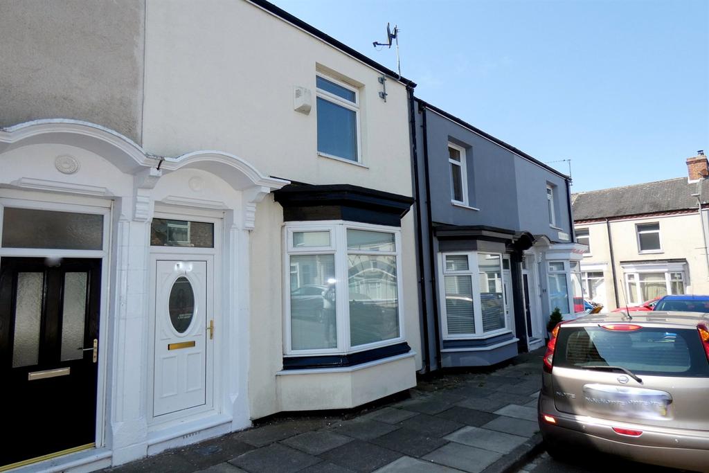 Vicarage Avenue, StocktonOnTees, TS19 3 bed terraced house for sale