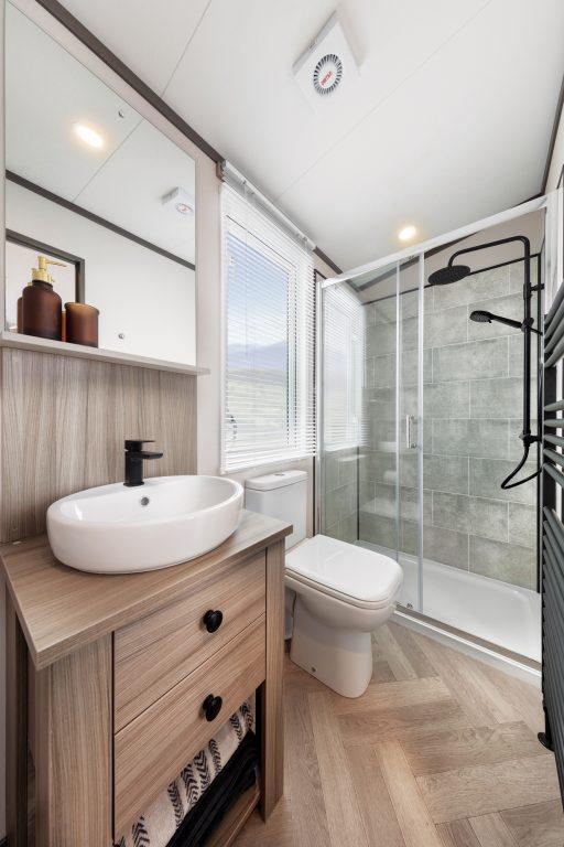 Lochwood 38x12 2b En Suite Adobergb