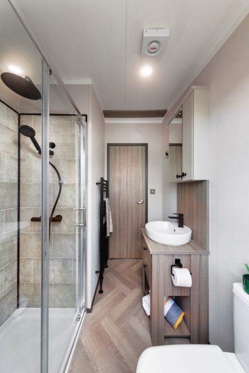 Lochwood 38x12 2b Washroom Adobergb