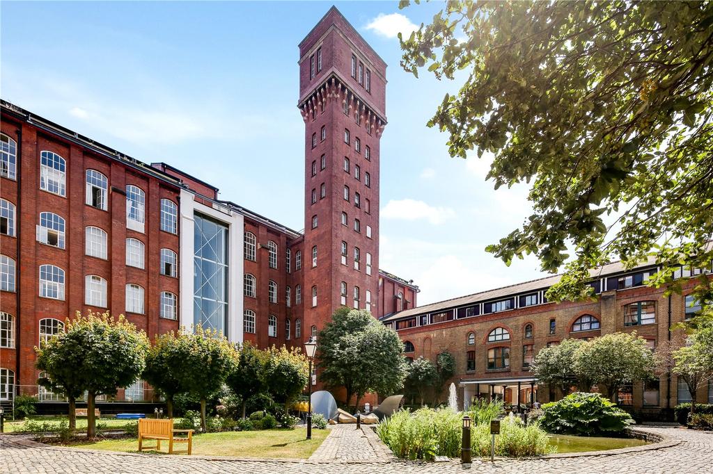 Communal Grounds