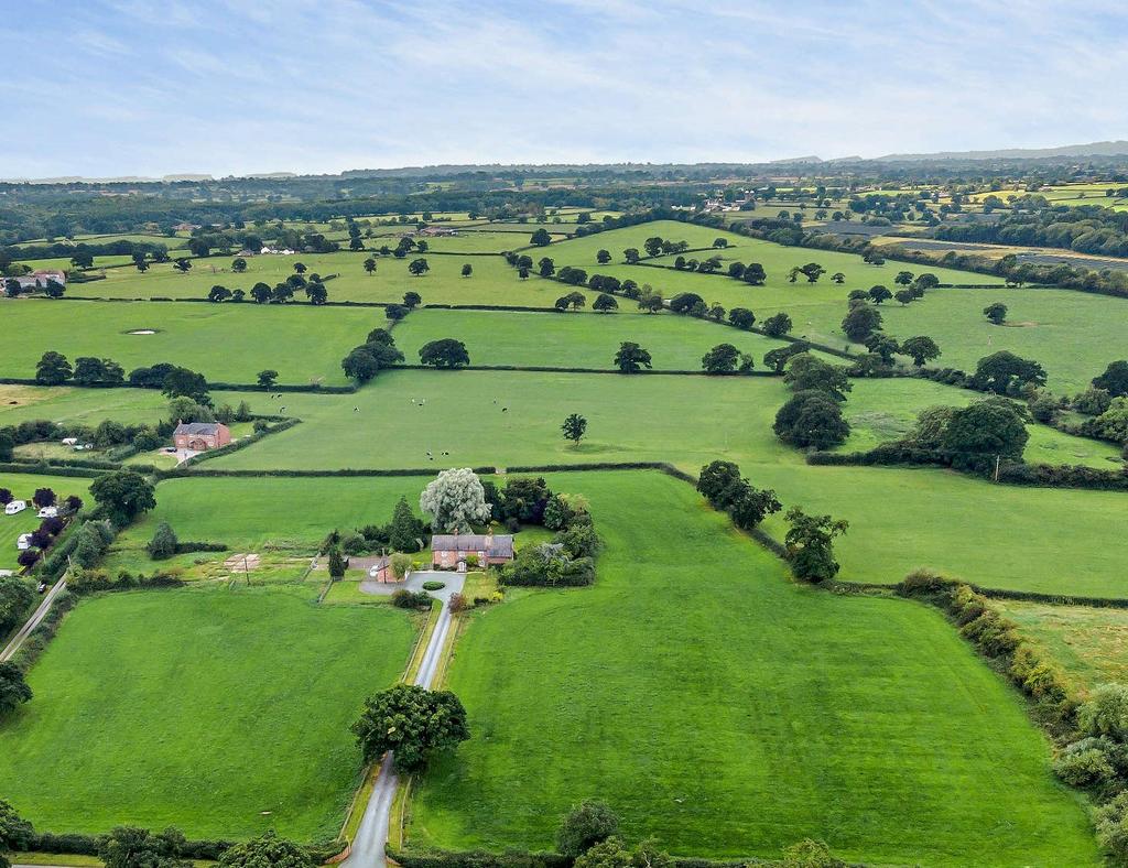Higher Penley, Nr. OvertonOnDee, Wrexham, Clwyd, Wales 5 bed detached