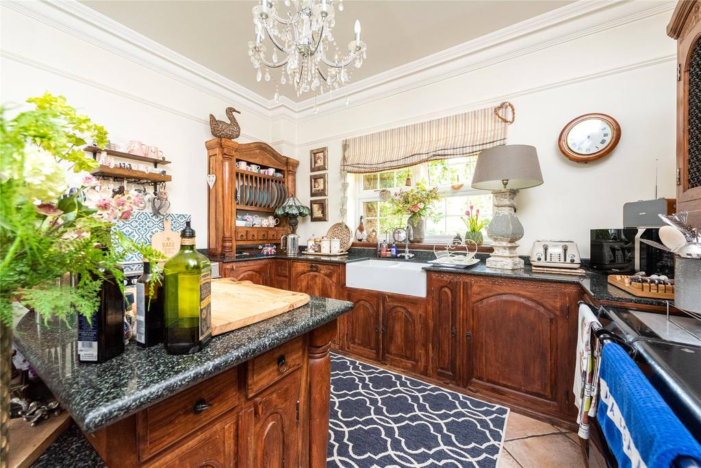 Kitchen/Breakfast Rm