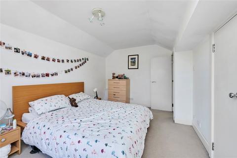2 bedroom apartment to rent, Upper Richmond Road, Putney, London, SW15