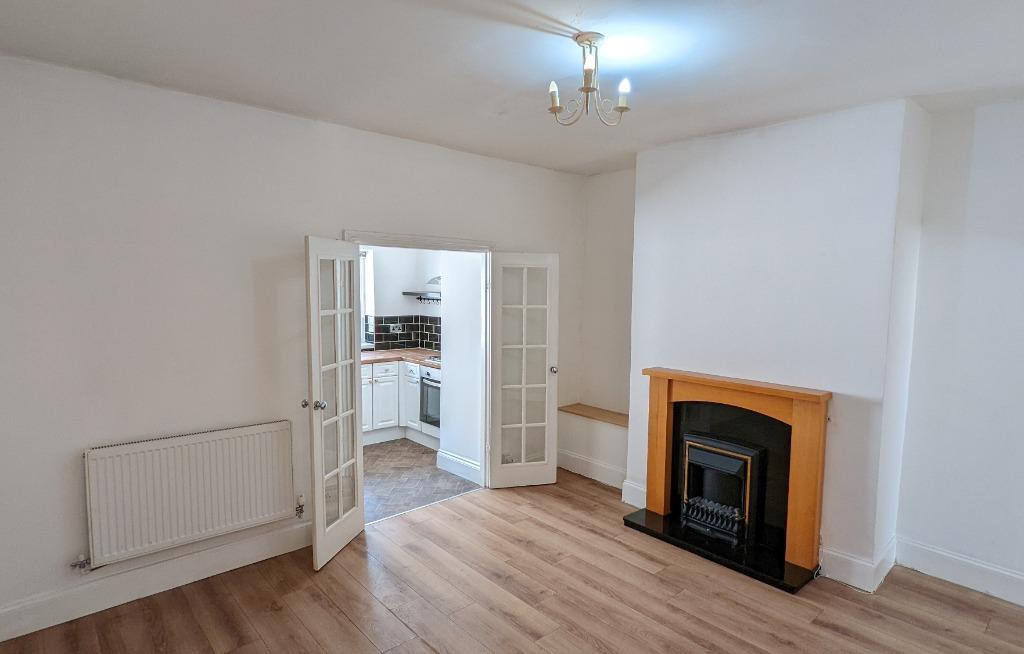 Moore Street, Burnley, BB12 2 bed terraced house £550 pcm (£127 pw)