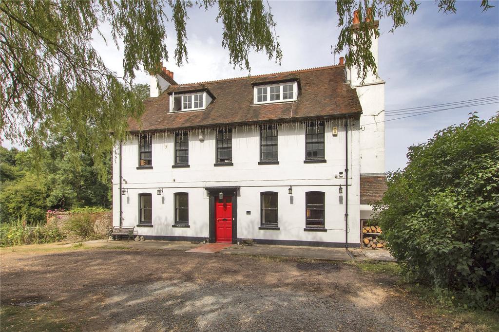 Terrys Lodge Road, Wrotham, Sevenoaks, Kent, TN15 7 bed detached house