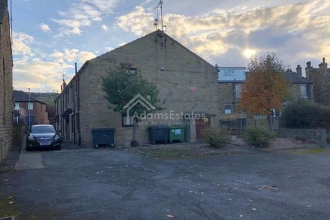 1 bedroom flat to rent, Lees Hall Road, Dewsbury