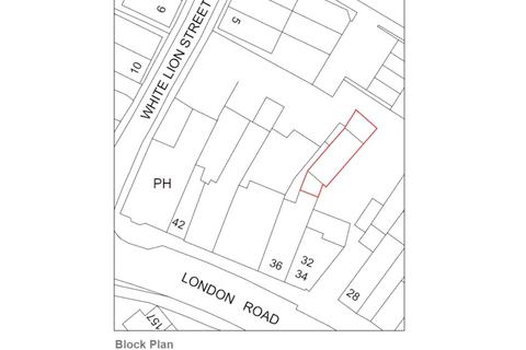 Property for sale - *  DEVELOPMENT OPPORTUNITY  *