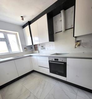 4 bedroom townhouse to rent - Tithe Farm Road, Bedfordshire, LU55JD