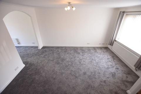 3 bedroom detached house to rent, Squires Wood, Preston, PR2