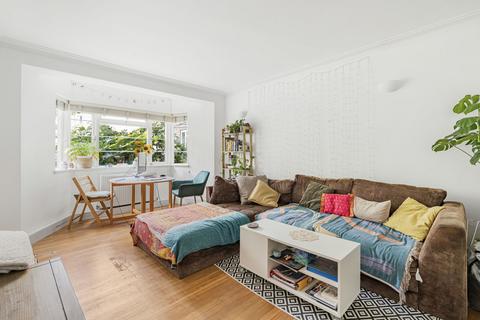 4 bedroom apartment for sale, Streatham High Road, London, SW16