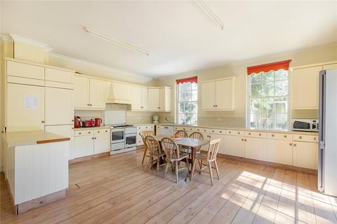 Gazeley Lodge, 4 Gazeley Road, Trumpington, Cambridge, CB2 9HB