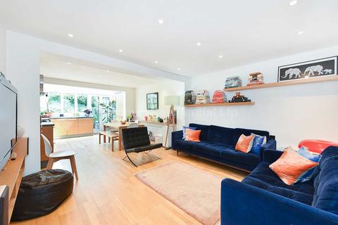 22 Mountfield Road, London, W5 2NG