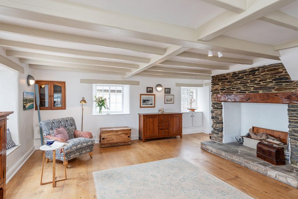 Sea Breeze  Living Room Torcross