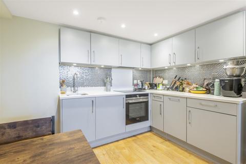 1 bedroom flat for sale - Kings Drive, Midhurst, GU29