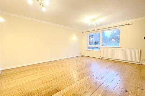 3 bedroom end of terrace house to rent, Cumberland Road, Camberley, Surrey, GU15
