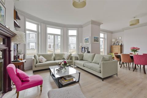 4 bedroom apartment to rent, Pembridge Villas, London, W2