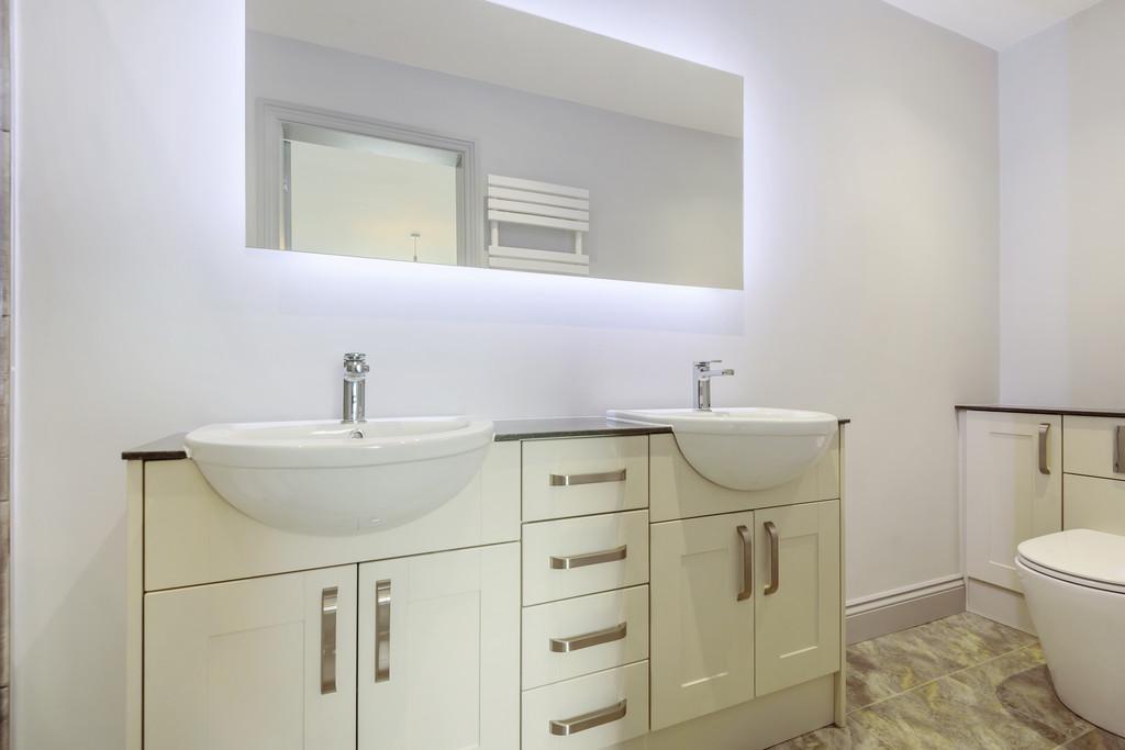 Ensuite Shower Room