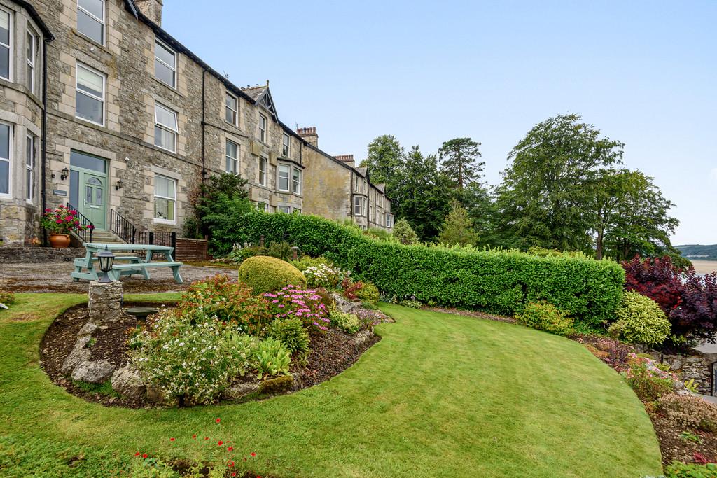 Communal Front Garden