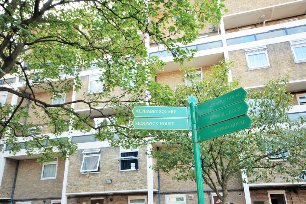 Gale Street, London E3 3RP 3 bed for sale £394,995