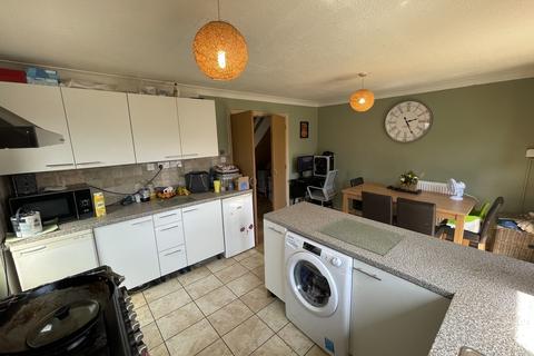 3 bedroom end of terrace house for sale - Paget Close, Needham Market