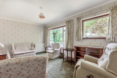 9 Bankfields, Headcorn, Ashford, TN27 9QY