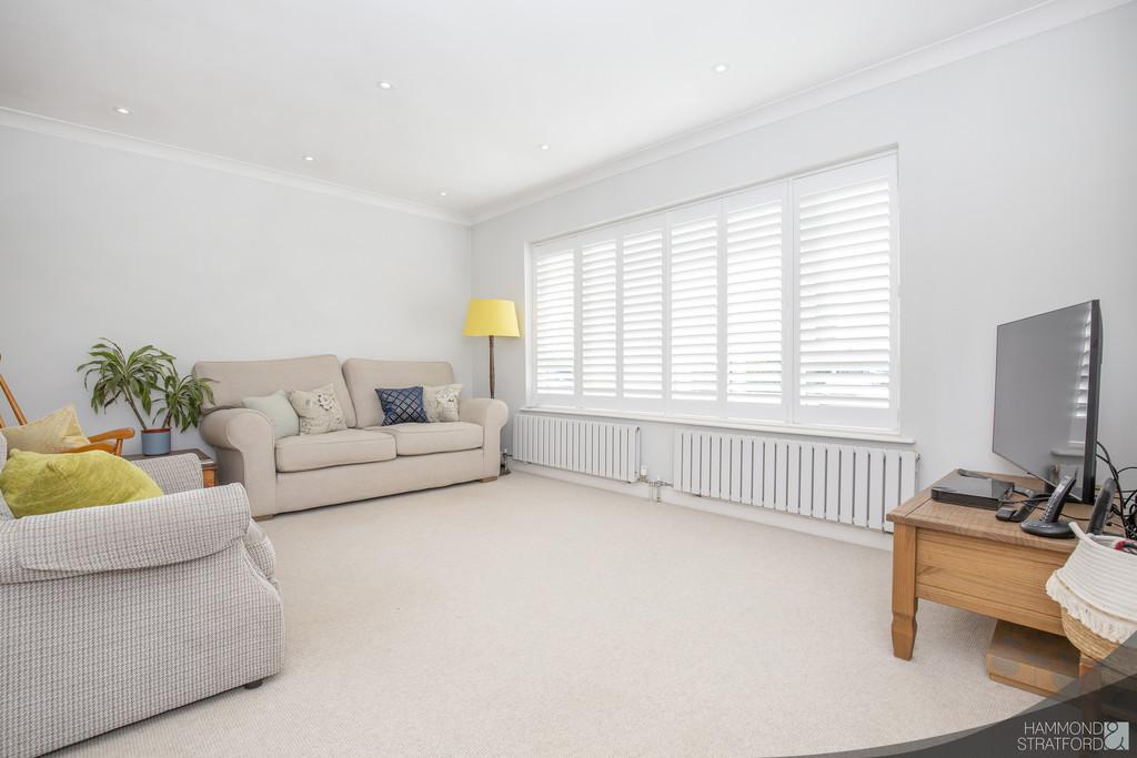 Browick Road, Wymondham 3 bed detached bungalow £375,000