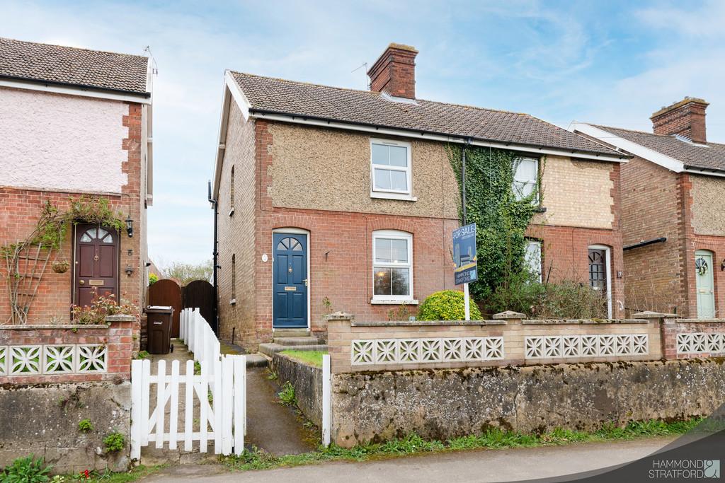 The Lizard, Wymondham 2 bed semidetached house £250,000