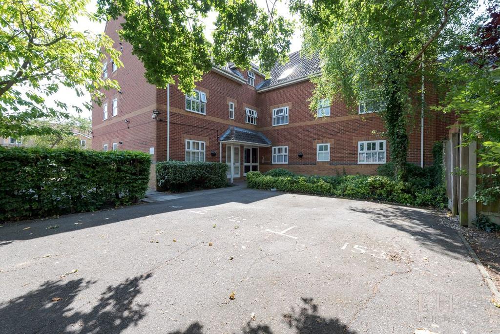 Stafford Green, Langdon Hills 1 bed flat £190,000