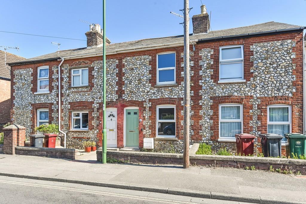 Kingsham Avenue, Chichester 2 bed terraced house £339,950