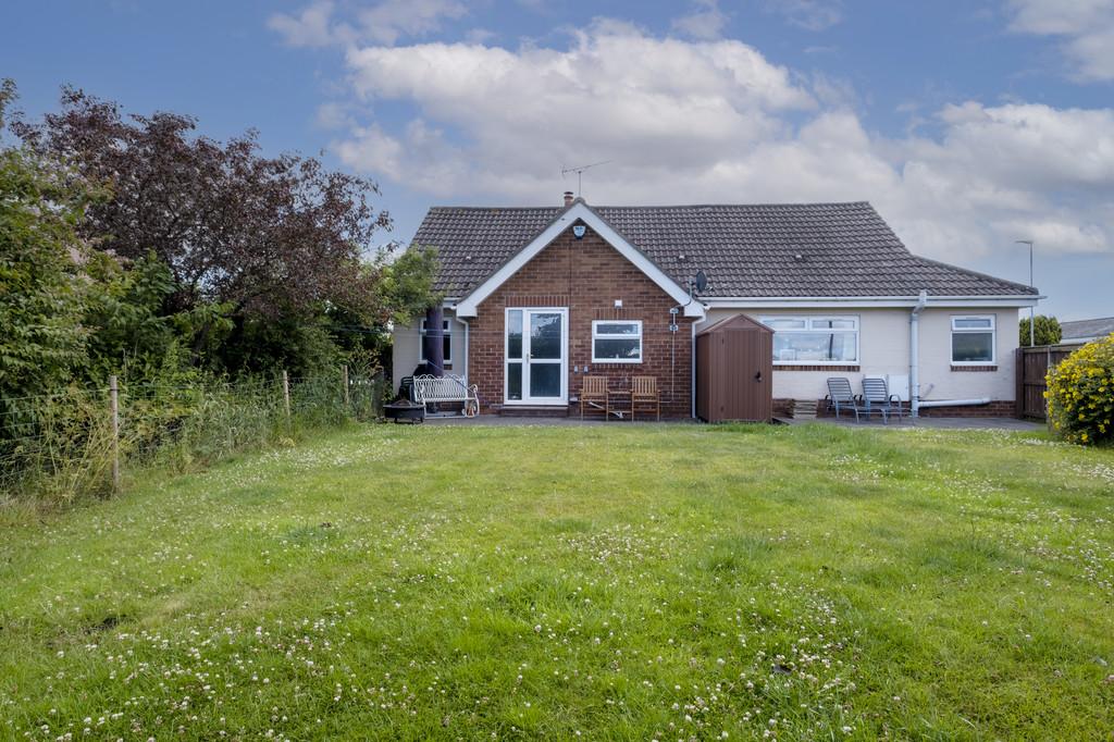 Ponteland 4 bed detached bungalow for sale £450,000