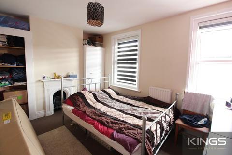2 bedroom terraced house to rent, Sydney Road, Southampton