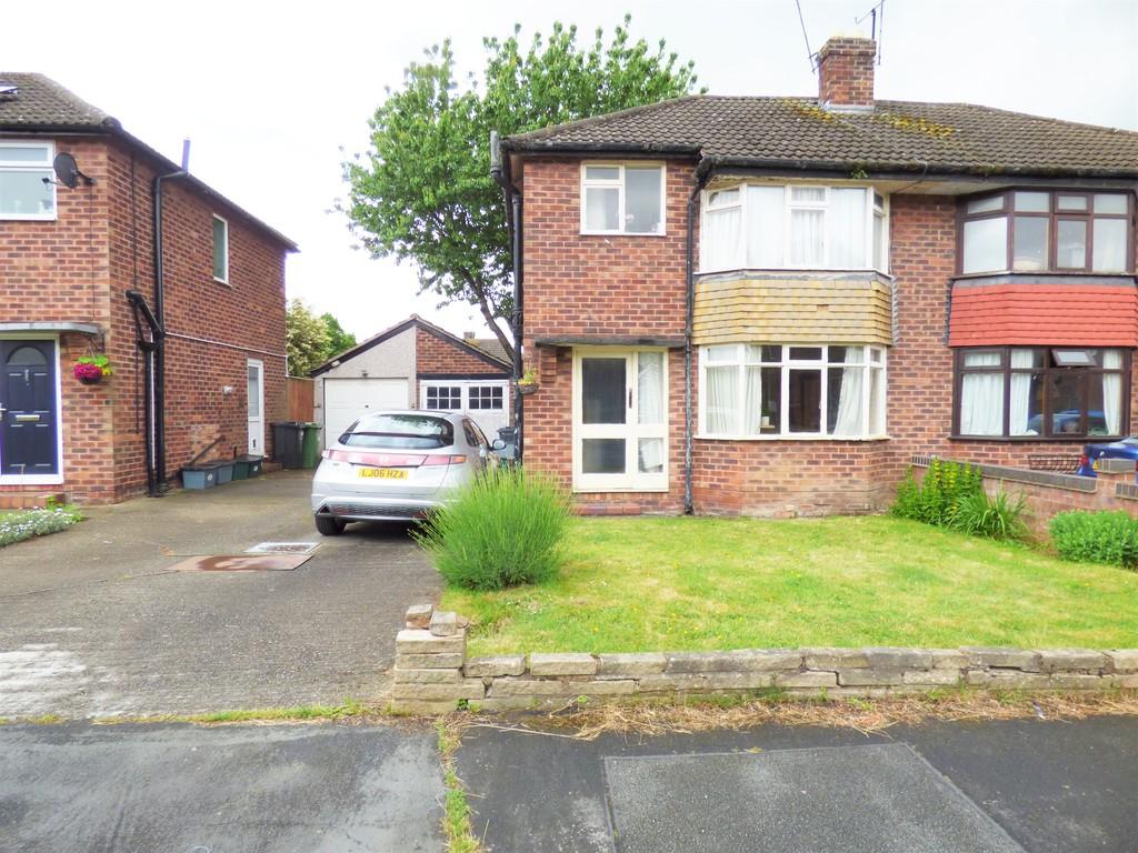 Oldfield Crescent, Chester 3 bed semidetached house £199,950
