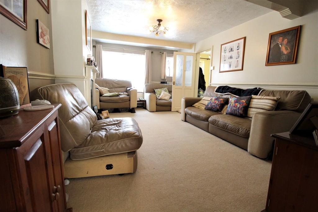 Common View, Letchworth Garden City 4 bed terraced house £485,000