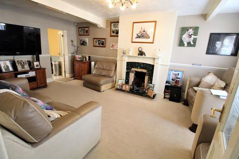 57 Common View, Letchworth Garden City, SG6 1BZ