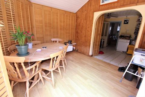57 Common View, Letchworth Garden City, SG6 1BZ