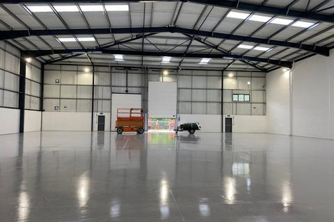 Industrial unit to rent, 120 Southern Cross, Mauretania Road, Nursling Industrial Estate, Southampton, SO16 0YS