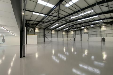 Industrial unit to rent, 120 Southern Cross, Mauretania Road, Nursling Industrial Estate, Southampton, SO16 0YS