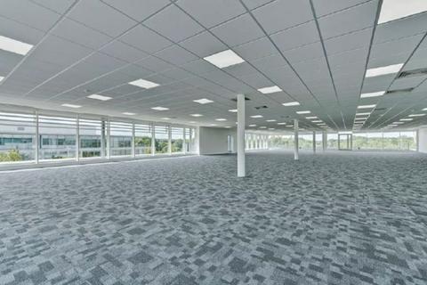 Office to rent - Forum, Parkway, Solent Business Park, Whiteley, PO15 7AD